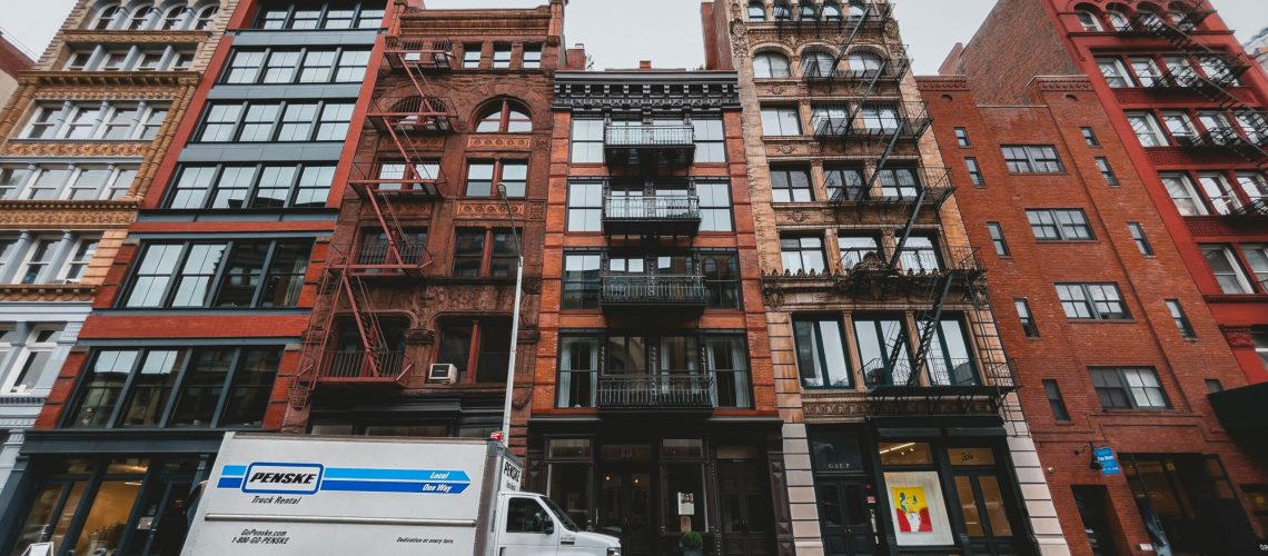eugene-kucheruk-hk6-Xnbl-9A-unsplash