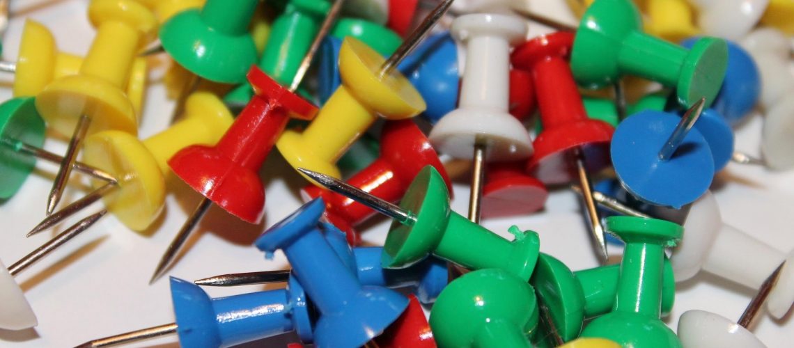 kalhh-tacks-264192_1920